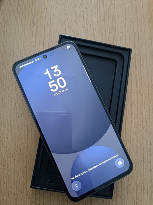 Samsung S24 FE  новый
