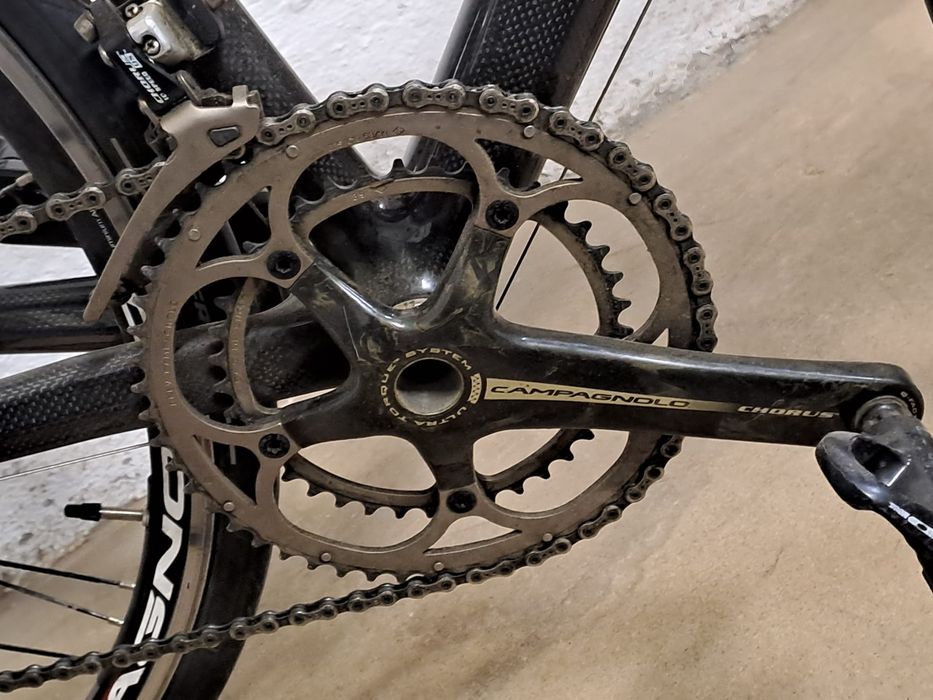 Cursiera full carbon Lazzaretti mărimea 48