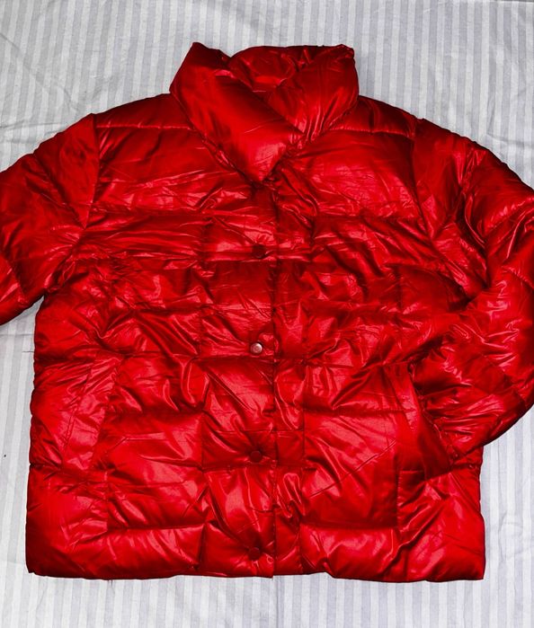 Продам осенние куртки