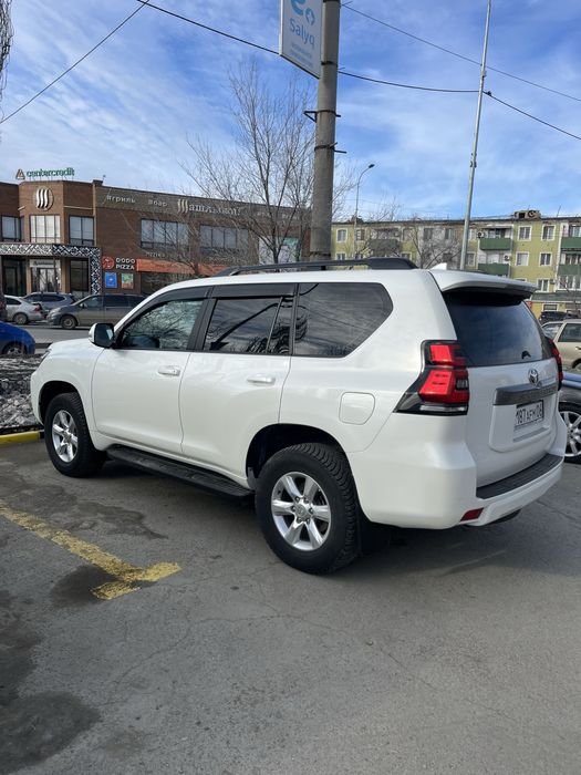 Аренда машина с водителем