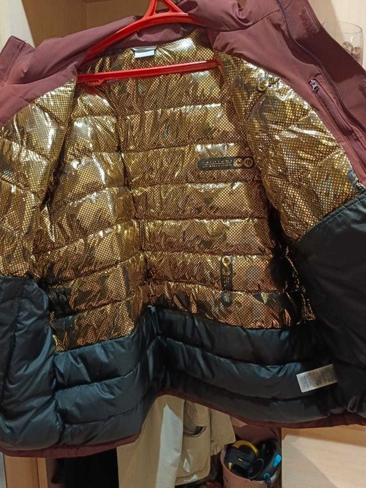 Продам куртку Columbia