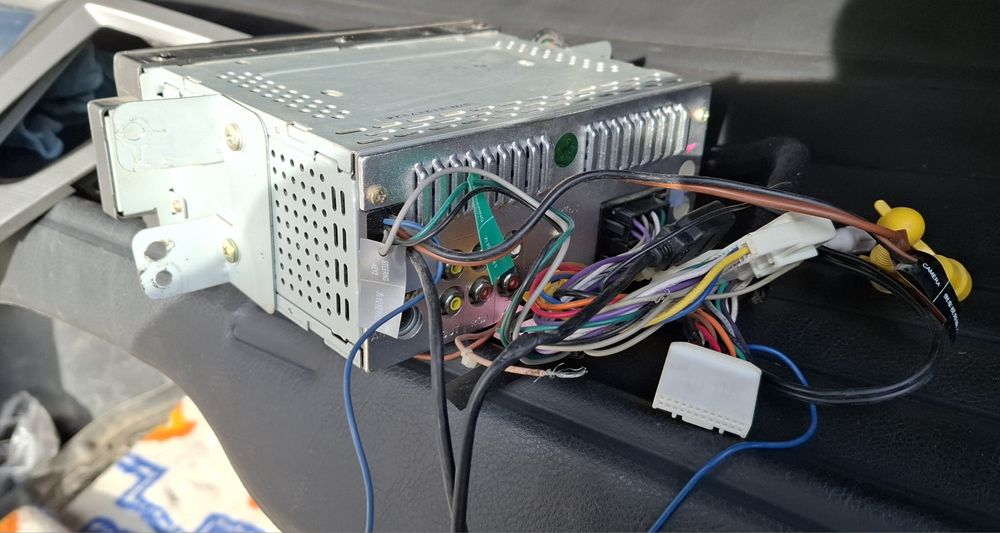 Штатноя Магнитола Субару