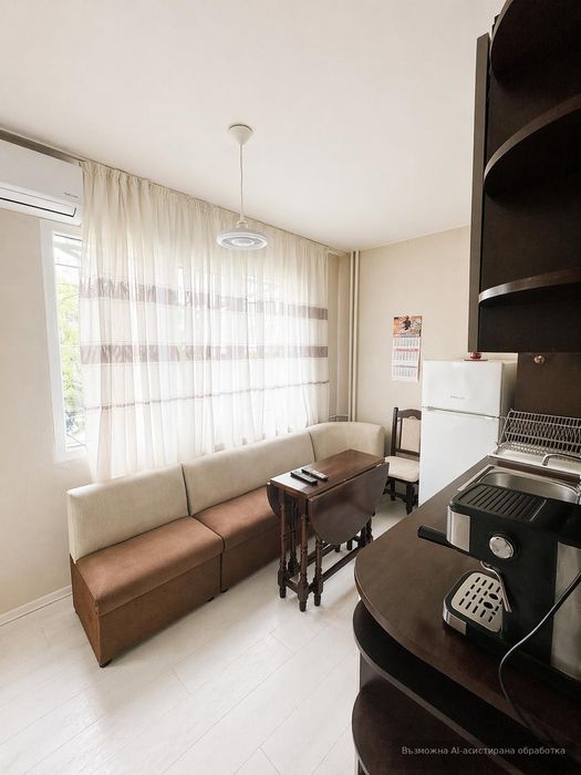 Двустаен апартамент в ж.к. Люлин 6.