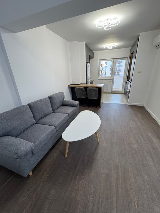 Inchiriez apartament cu 2 camere la metrou Berceni