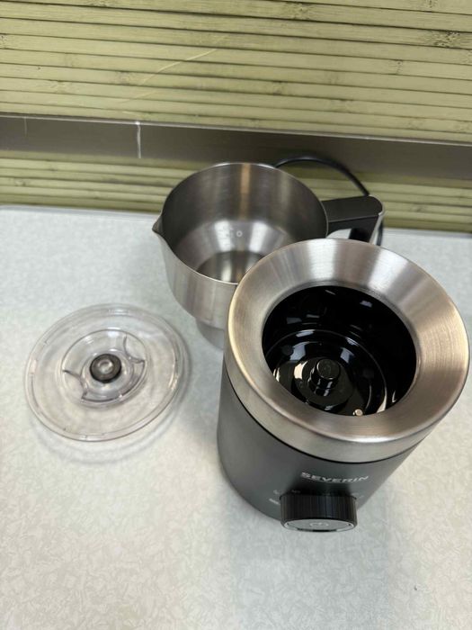 Пенообразувател за мляко Severin