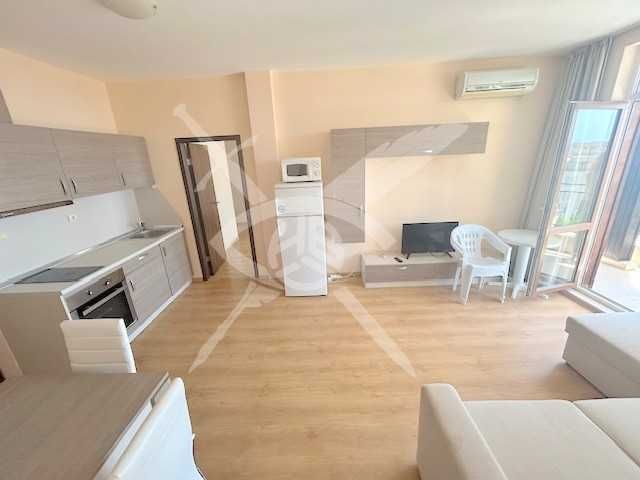 Продава се Тристаен апартамент в Свети Влас - 105 кв.м за 1287 €/кв.м - Снимка #3