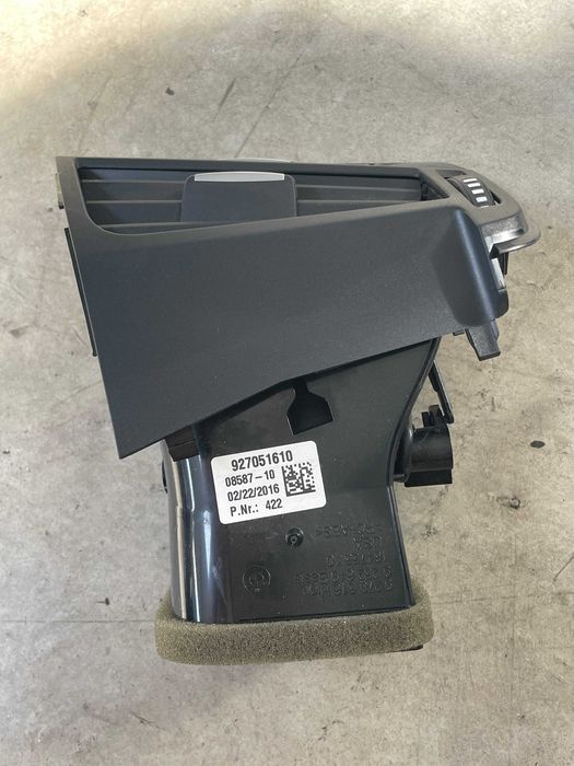 Grila laterala ventilatie bord stanga Bmw X5 F15 - X6 F16 cod 9270516