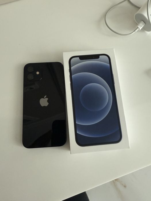 Продам iphone 12