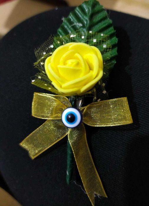 Сватбени бутониери