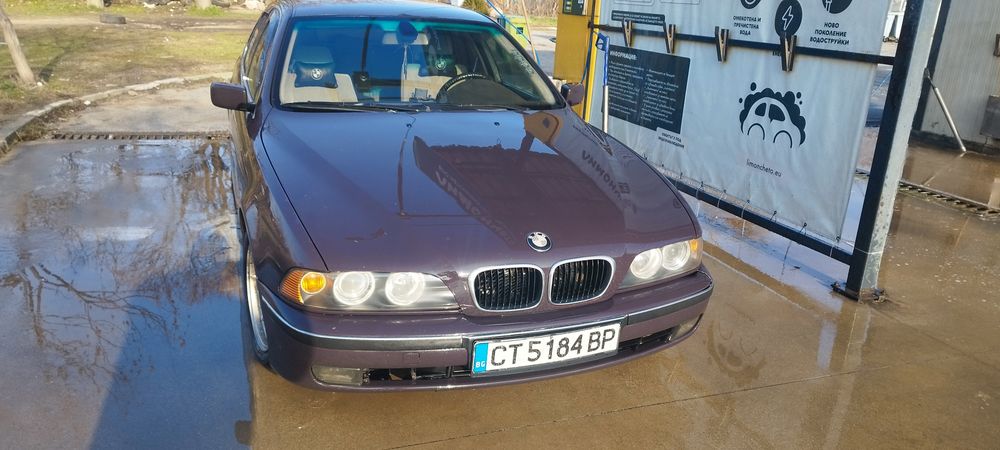Продавам BMW E39 523i