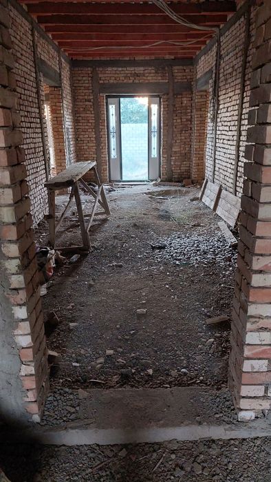 Үй сатылады ст. Бадамда