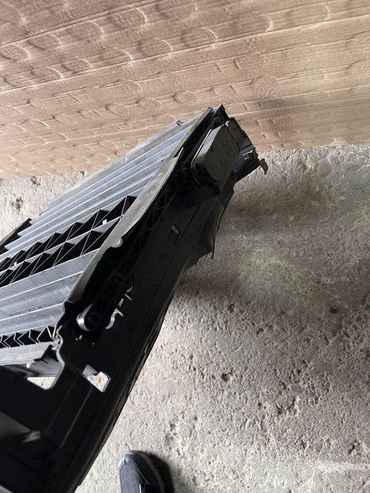Panou trager grila Ds3 Ds 3 Crossback 9835879980 an 2018-2025 complet