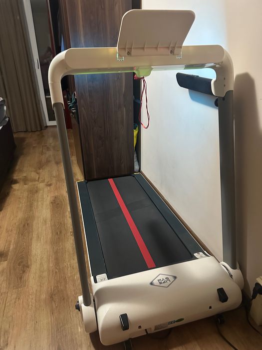 Сгъваема бягаща пътека Life gym