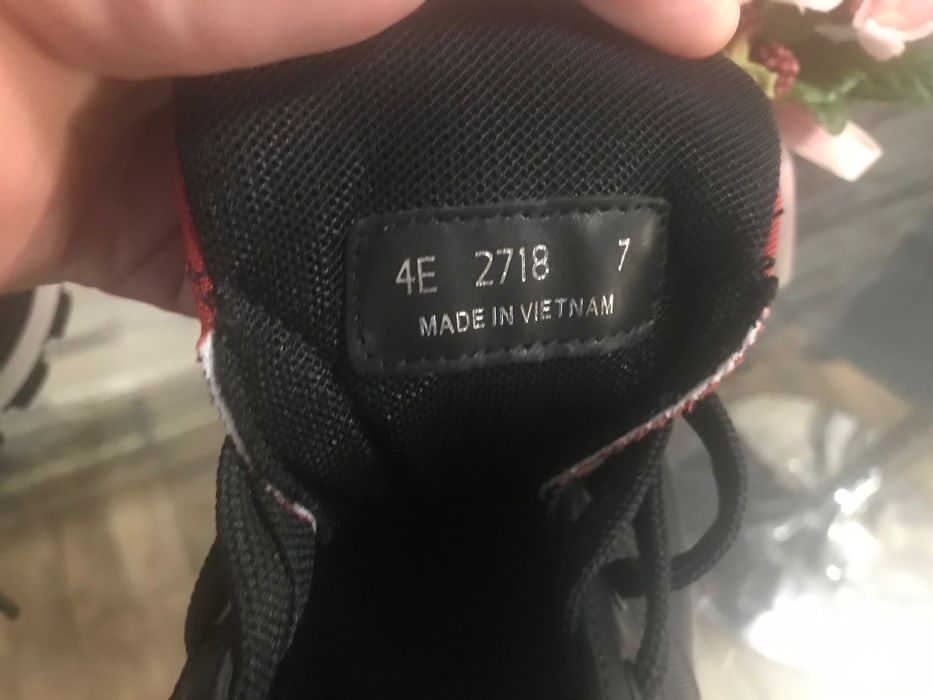 Adidasi Prada original nou mărimea 41