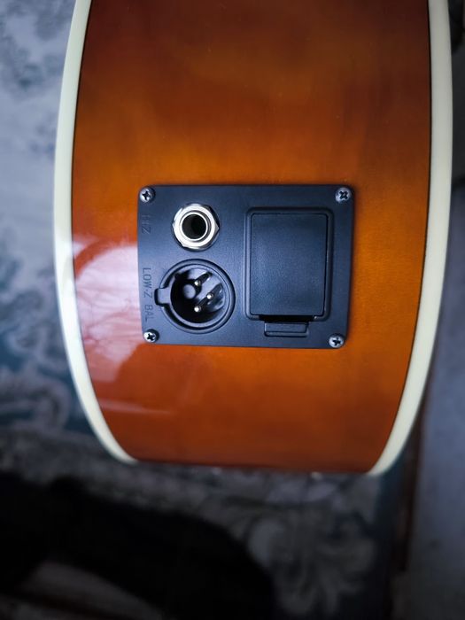 Продам гитару электро акустика