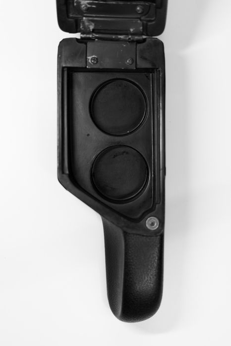 Подлакътник Пежо 406