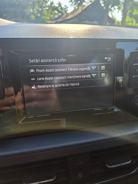 Masina personala Skoda Scala 1.0 TSI 110 CP Automată DSG