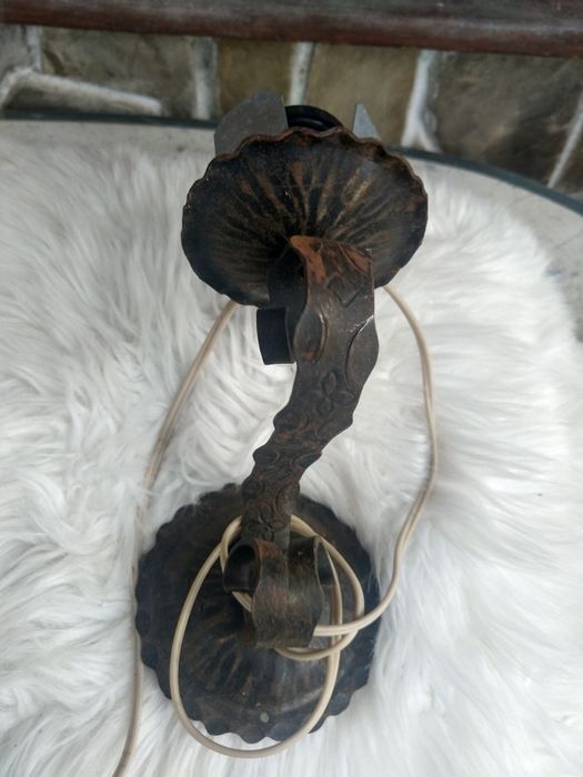 Лампи ръчна изработка на ток