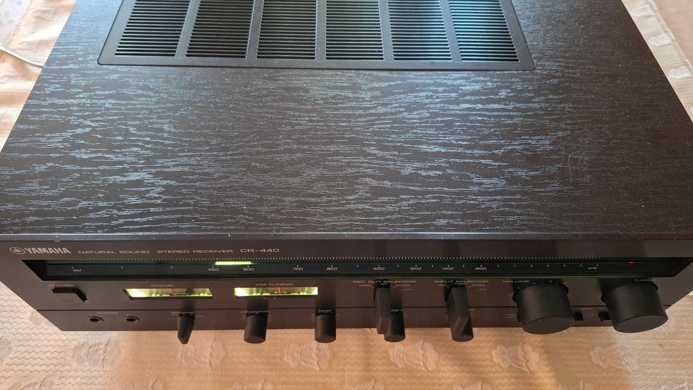Yamaha CR-440 amplituner