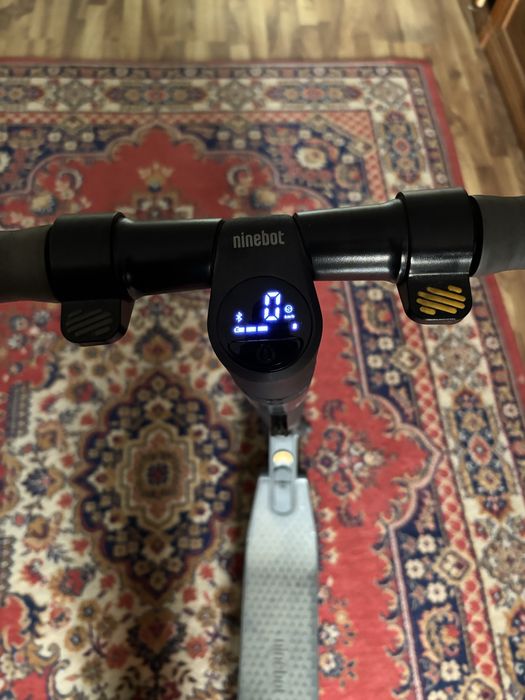 Электросамокат Ninebot ES4