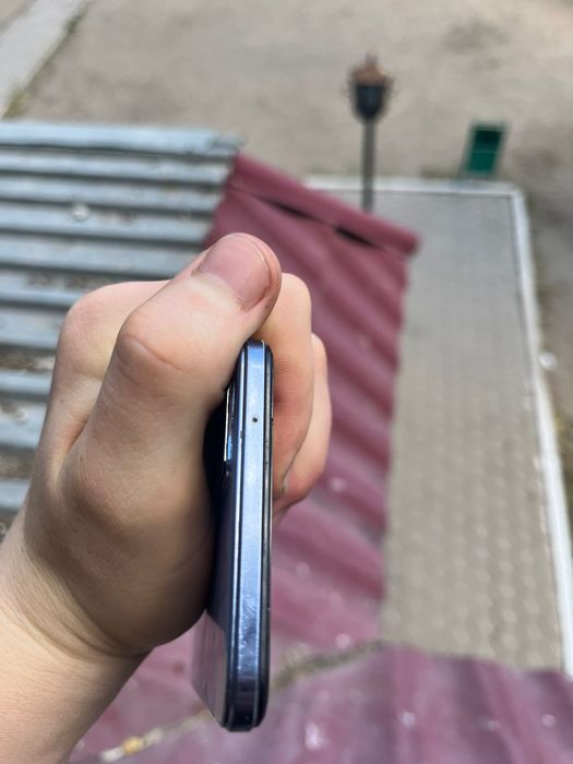 Продам Vivo v23e