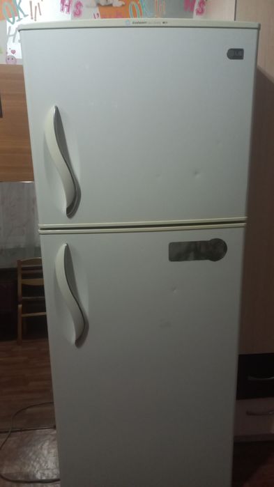 Продаётся холодильник