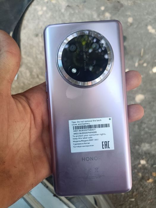 Suvdan ishlaydi 2 kun zaryad ushlaydi xotira 256