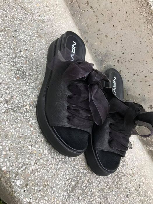 Черни чехли естествена кожа navvi