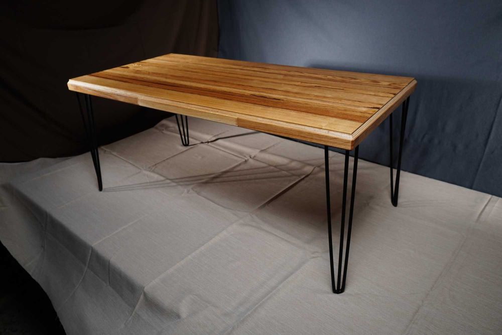 Холна маса с масивен плот дъб