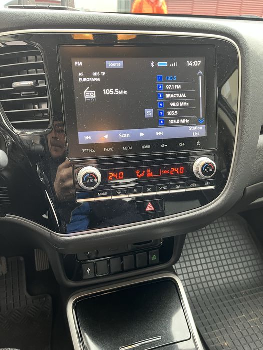 Mitsubishi Outlander Phev