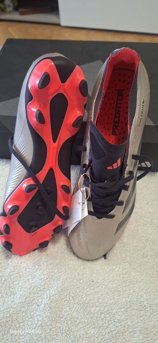 Футболни обувки Adidas Predator