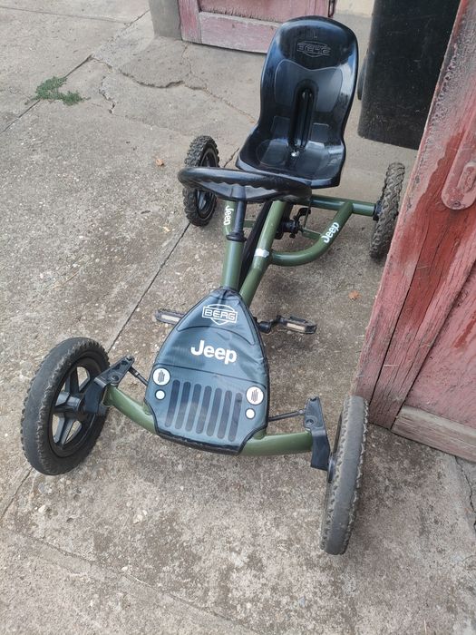 Vând kart copi jeep