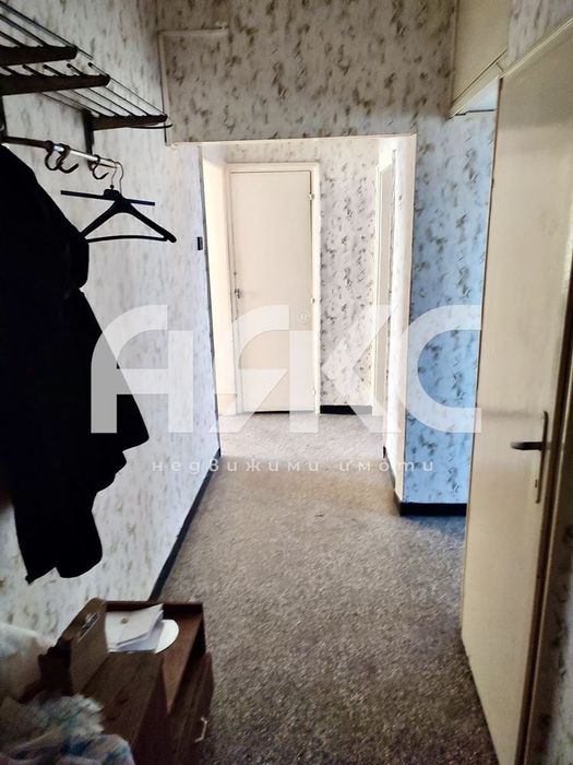 Продава се Двустаен апартамент в София, Свобода - 65 кв.м за 1059 €/кв.м - Снимка #3