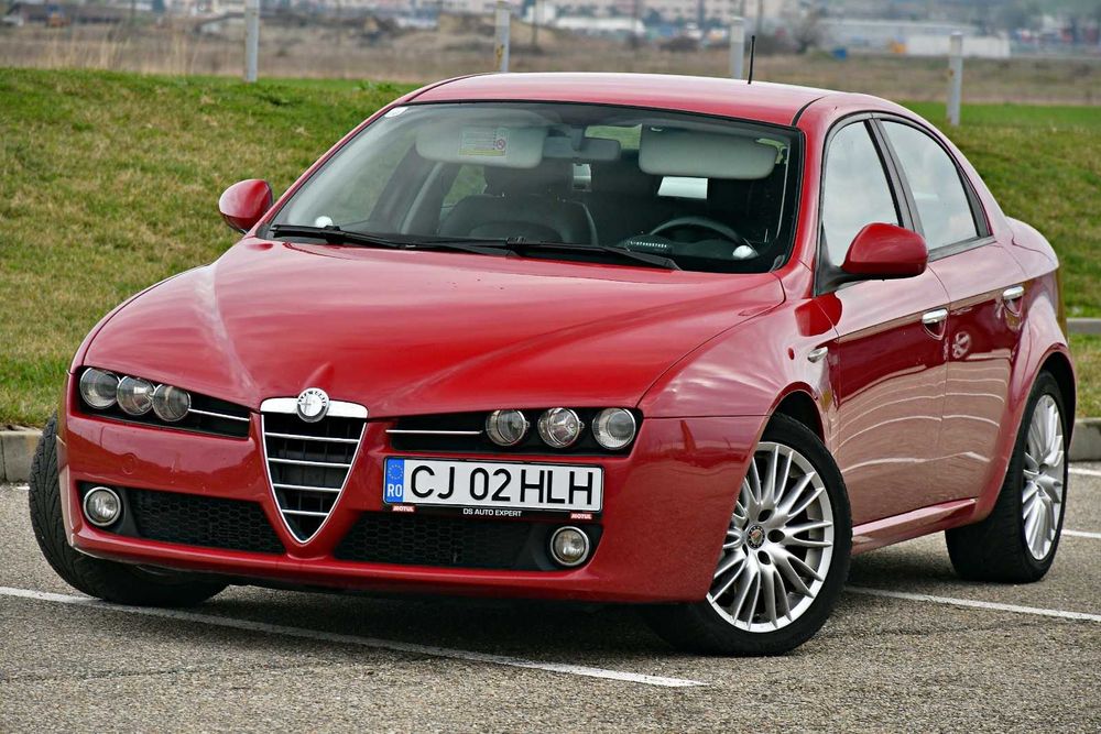 Vând Alfa Romeo 159 ,an 2010 motor 1.9 16v
