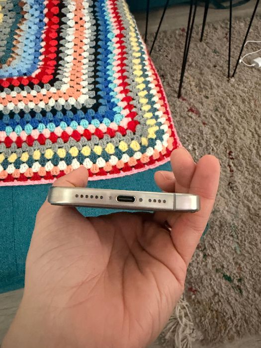 Vand iPhone 15 PRO MAX 256gb