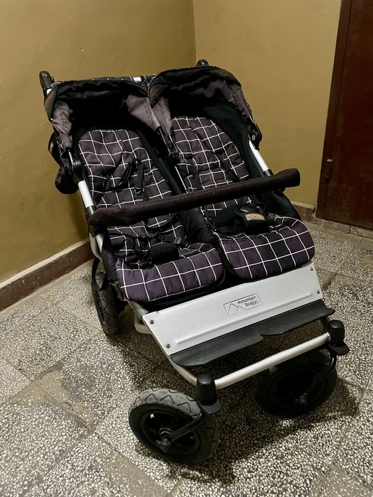 Количка за близнаци Mountain Buggy duet