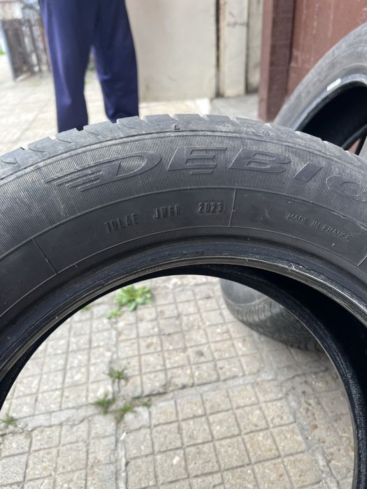 Всесезони гуми Debica