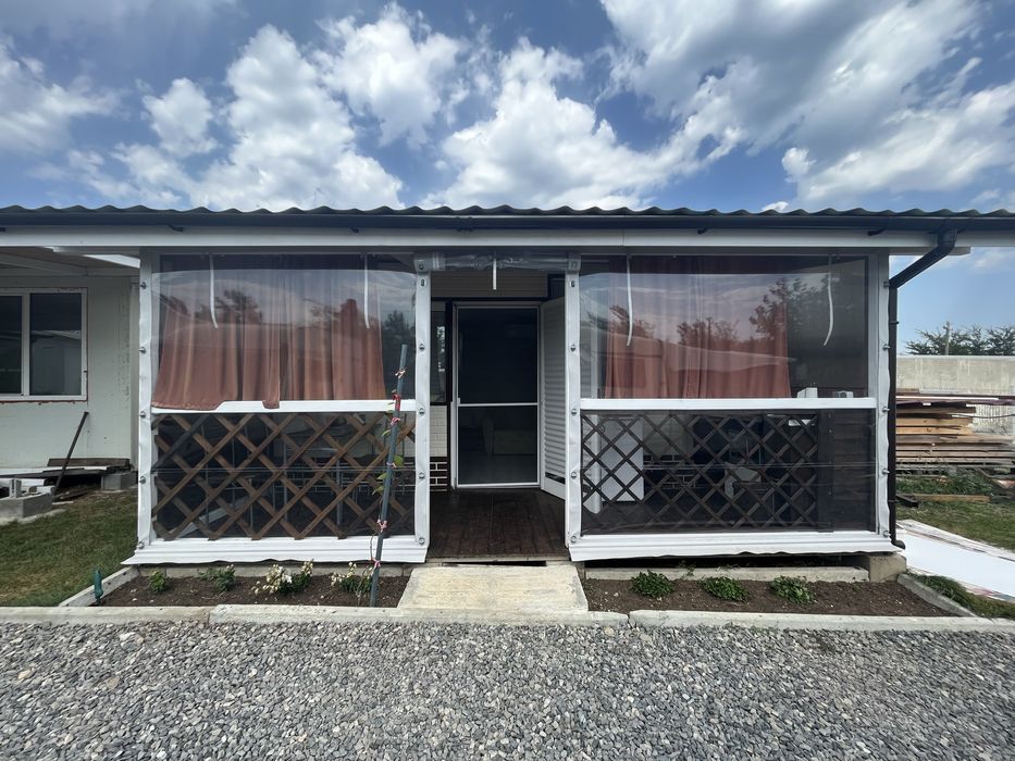 Отдават се бунгала на плаж Вромос