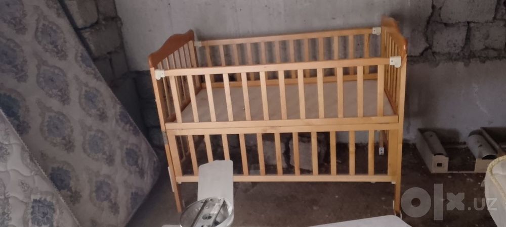 Боллар кровати сотилади