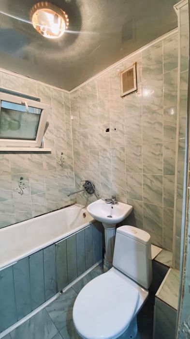 Продам 2х ком.кв.на сатпаева 12
