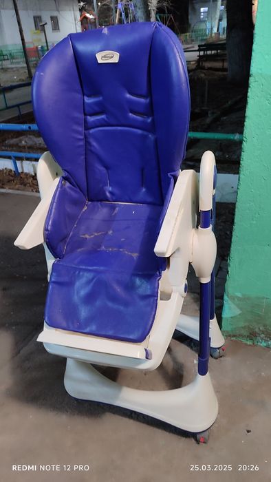 Продам стульчики детские