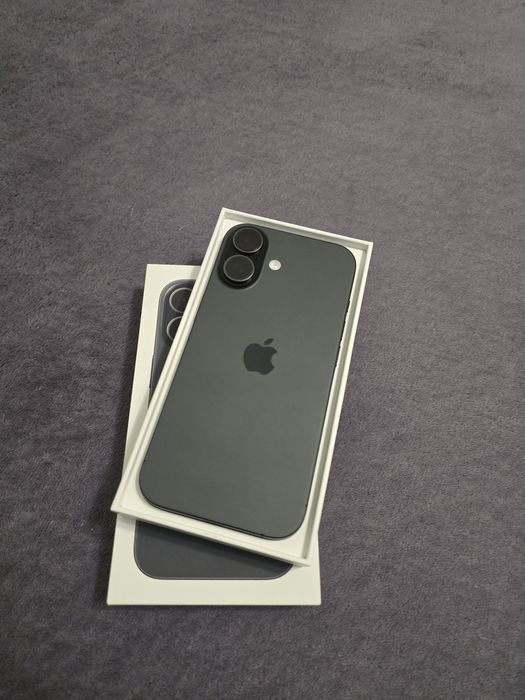 Vand/Schimb Iphone 17 nou/256gb