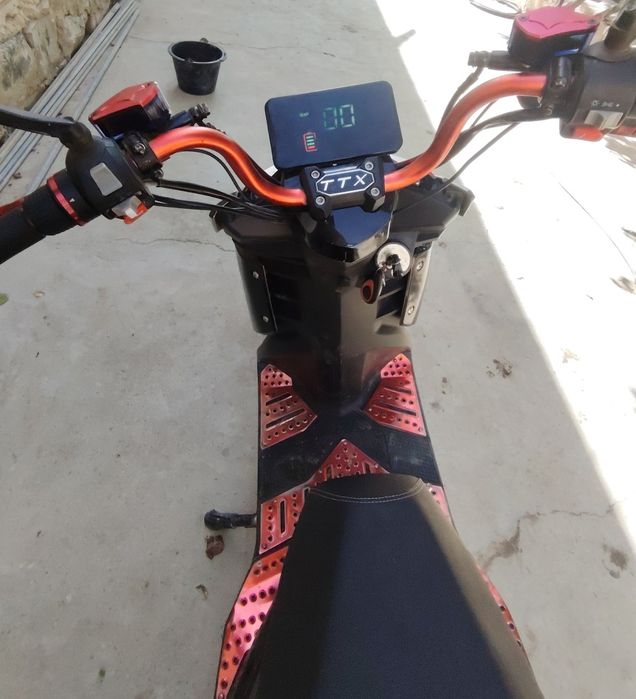 Elektro skuter redline sotiladi