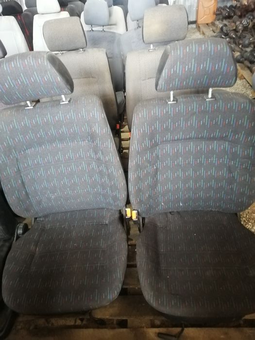 Продам передние сидения Гольф-3
