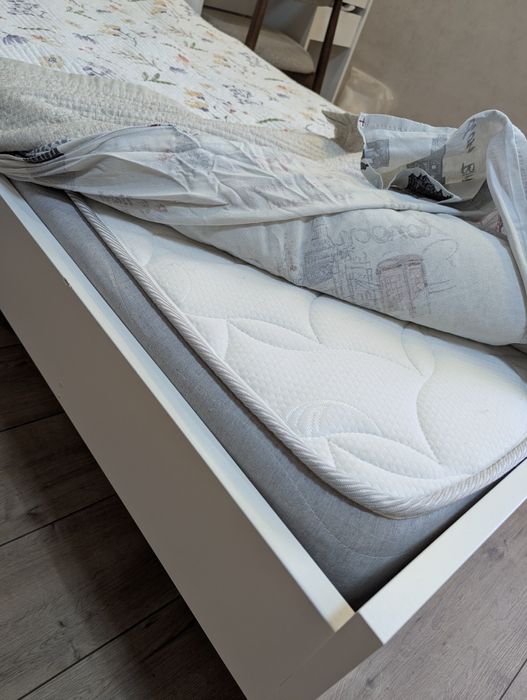 Продам кровать Сириус  90*200