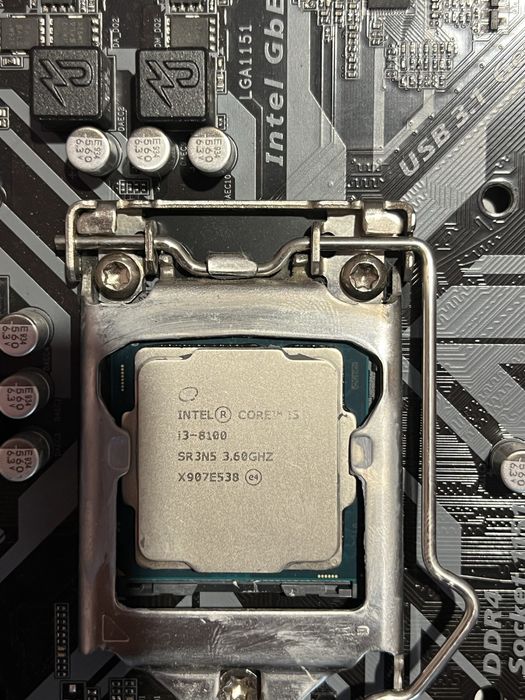 Kit placa baza gigabyte H310 m 2.0 + I3 8100