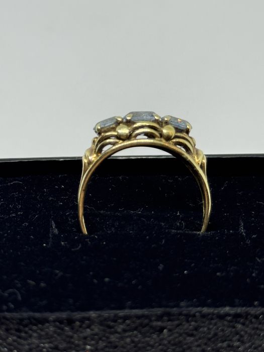 златен дамски пръстен 4.12гр 14к 585