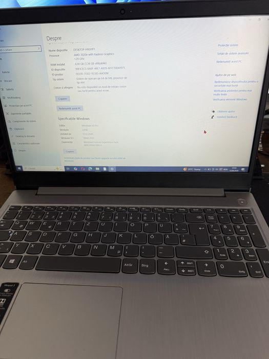 Laptop Lenovo V15-ada
