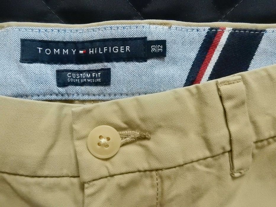 Pantaloni Tommy Hilfiger Custom Fit. Marime 38/32. Impecabili, ca noi.