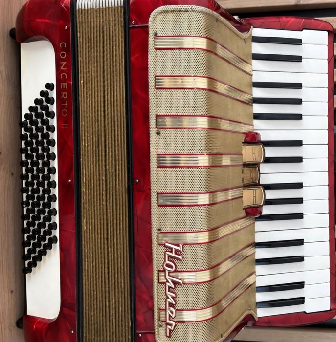 Acordeon Hohner Concerto 2 cu 72 basi